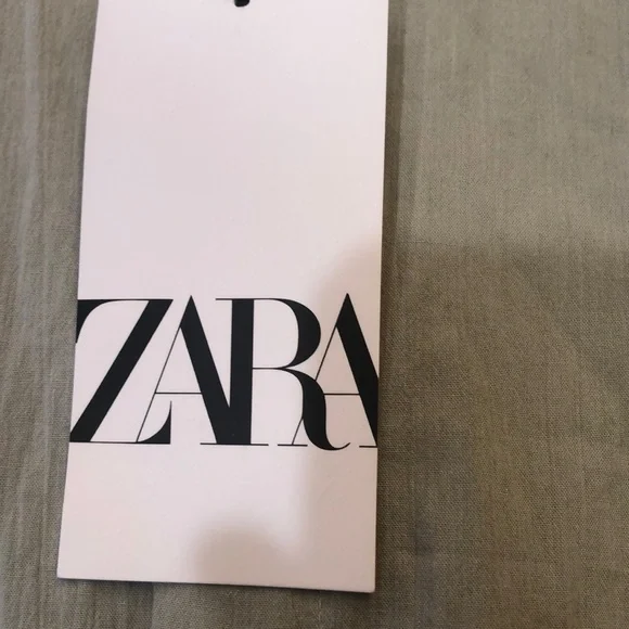 Zara Light Gray Button-Up Shirt - Picture 2 of 2